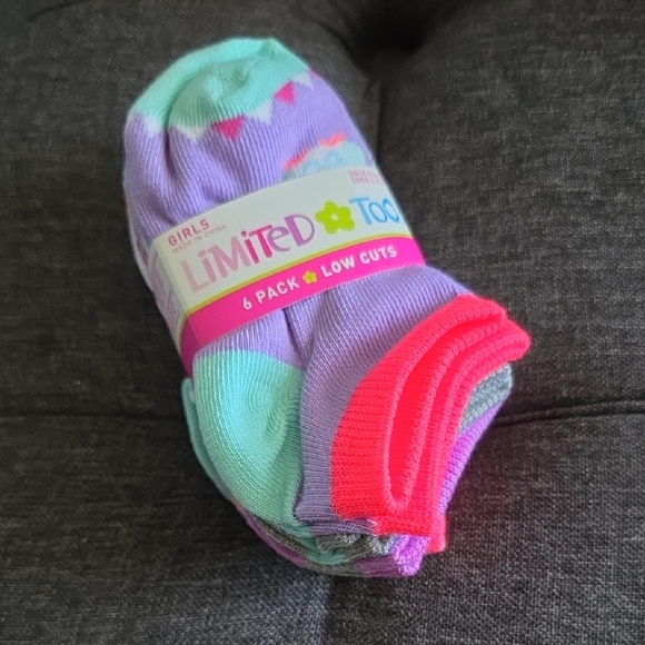 LIMITED TOO | Girls' Low Cut Owl Print Socks | Purple, Pink, and Mint - Picture 2 of 3